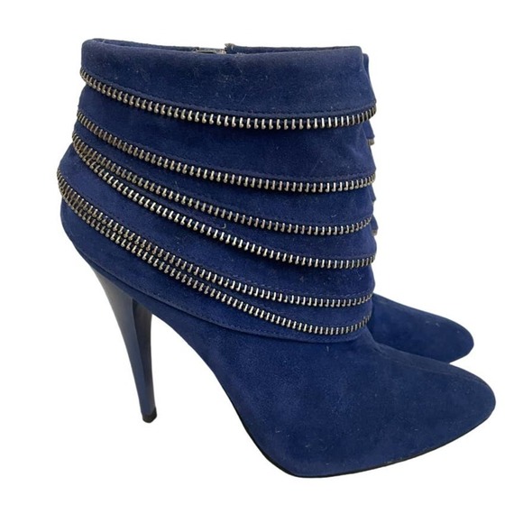 CR Luxe Blue Suede Bootie Size 5.5 - Picture 3 of 9